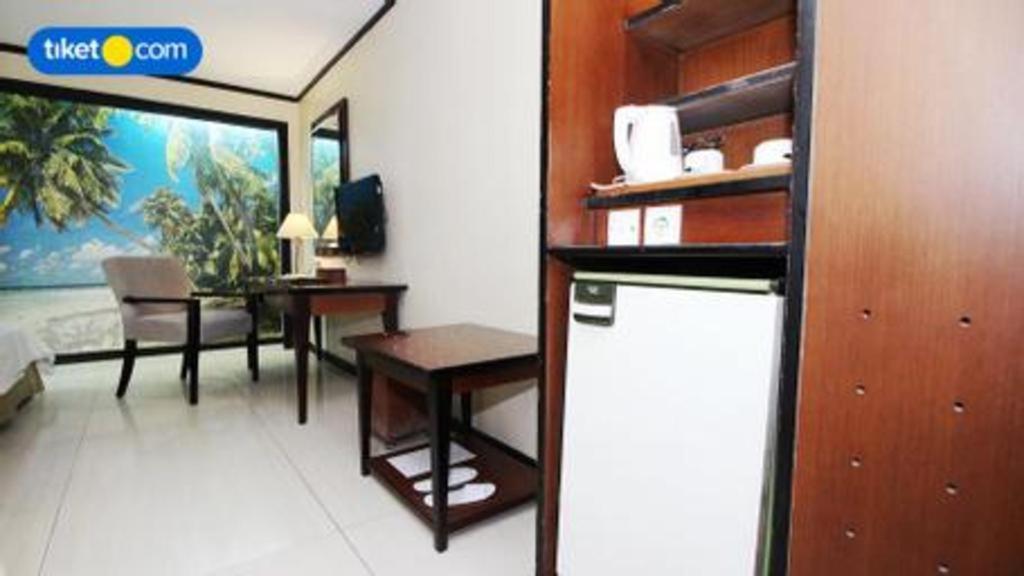 Makassar Golden Hotel Exterior foto