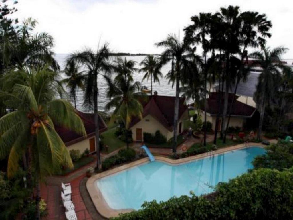 Makassar Golden Hotel Exterior foto